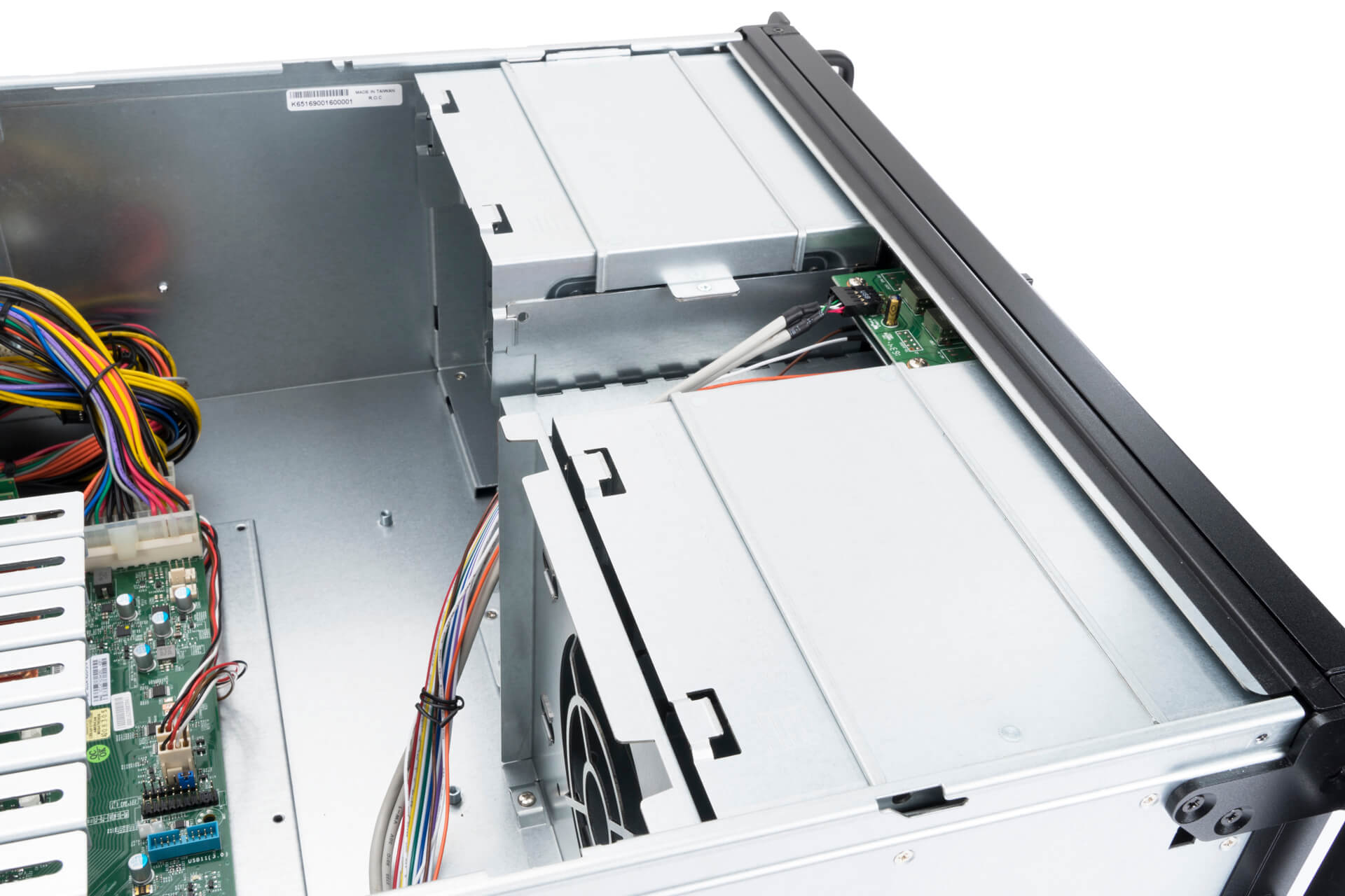 IW-R400-03N - server system assembly